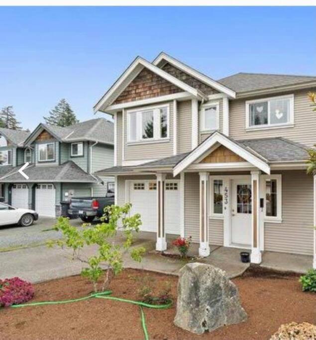 1 Bedroom Suite In Langford. Victoria Exteriér fotografie